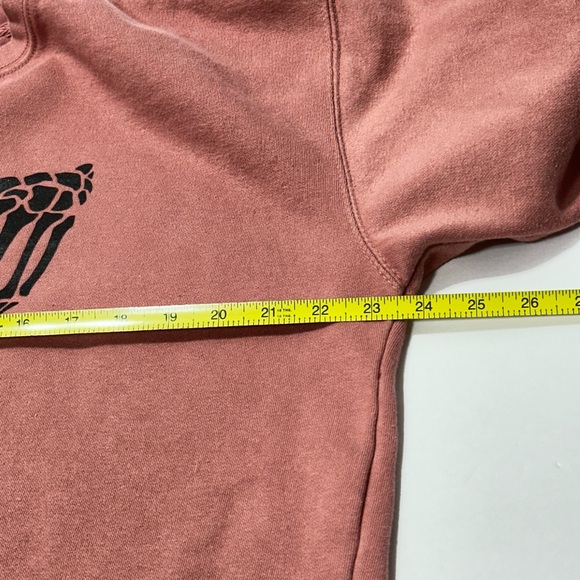 Skeleton Hands Heart Sweatshirt Spooky Swift Sweatshirt L - Picture 9 of 11